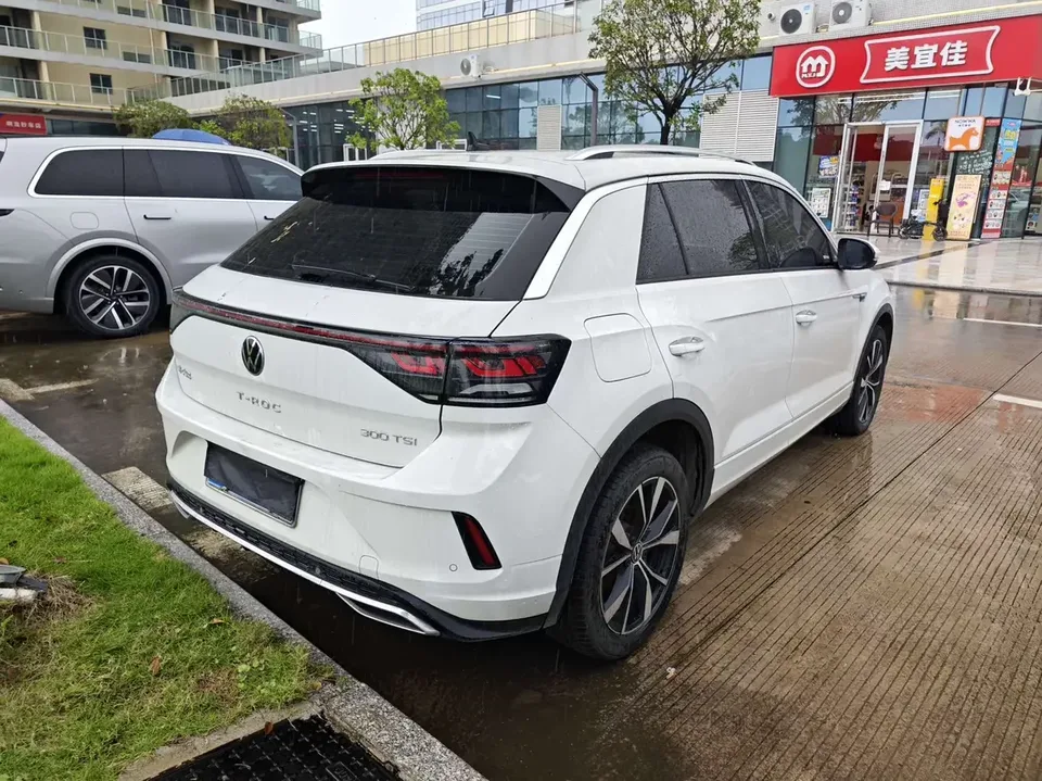 Volkswagen T-Roc TANG 2023 300TSI DSG Chenguang Edition 2024 — thumbnail 2