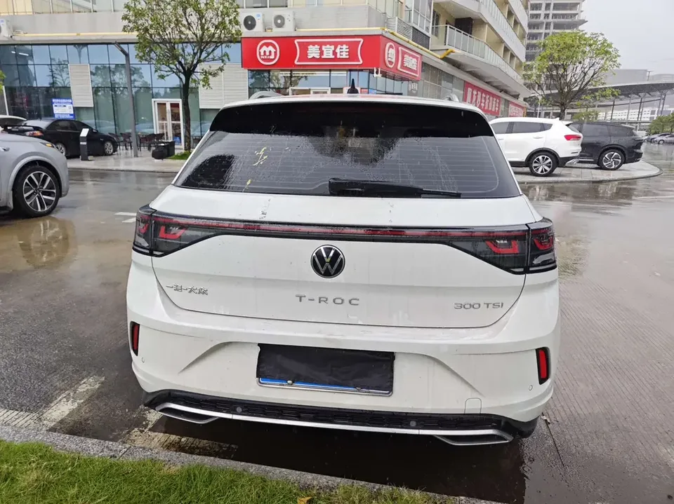 Volkswagen T-Roc TANG 2023 300TSI DSG Chenguang Edition 2024 — миниатюра 4