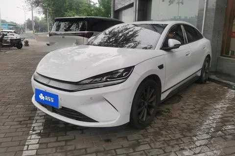 BYD Qin L EV Qin L EV 2025 470KM Leading Model 2025 — photo 1, buy with delivery to Moscow