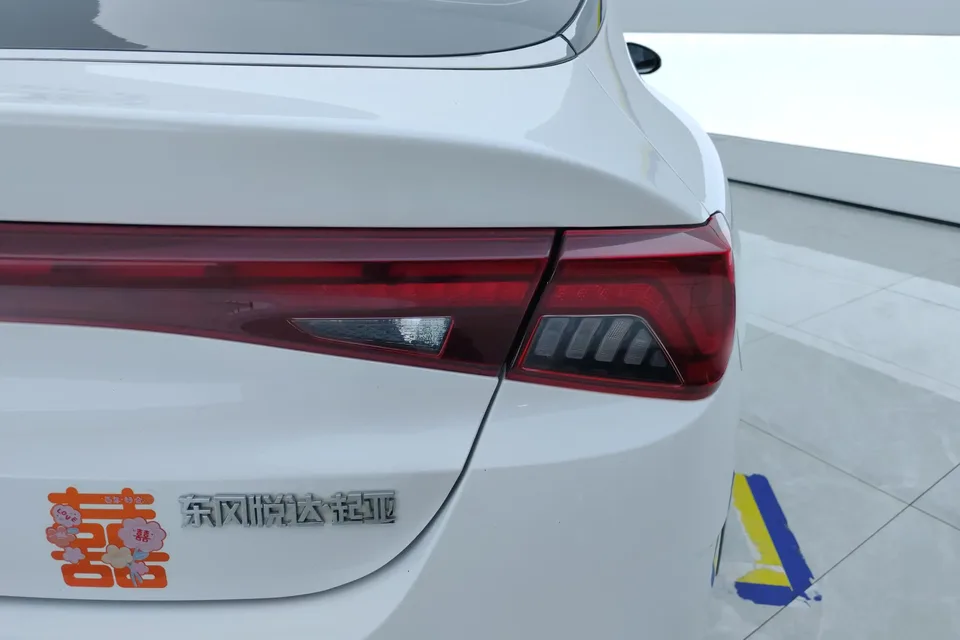 Kia K5 Kia K5 2021 270T CVVD Fashion Edition 2022 — thumbnail 2