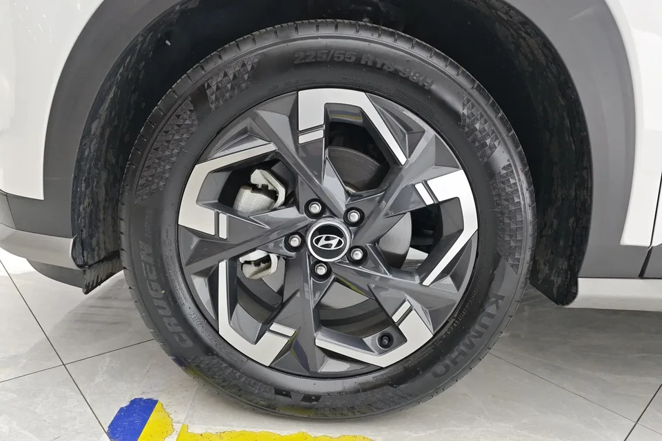 Hyundai ix35 Hyundai ix35 2023 Musa 2.0L Deluxe Edition DLX 2024 — thumbnail 3