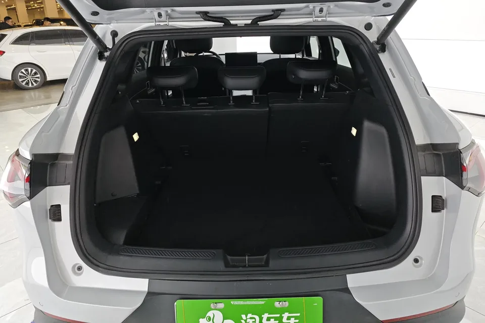 Wuling Starlight S PHEV Wuling Starlight S PHEV 2024 130km Flagship 2024 — thumbnail 5