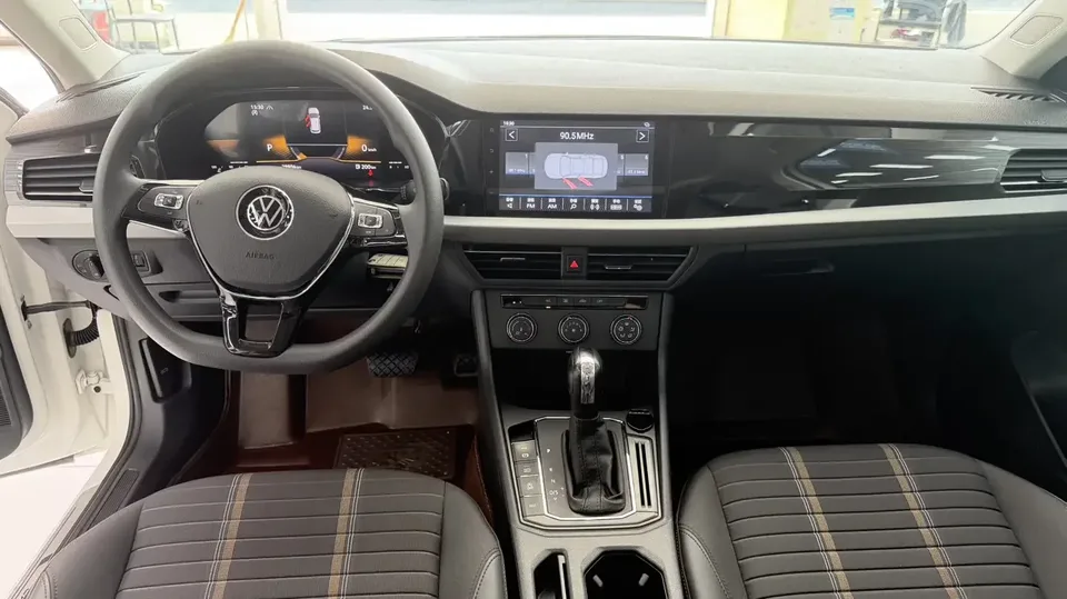 Volkswagen Lavida Lavida 2022 280TSI DSG Comfort Edition 2022 — thumbnail 5