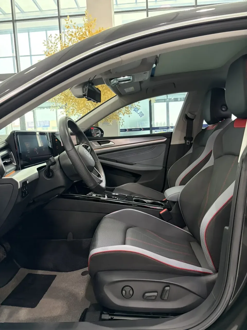 Volkswagen Lamando Lingdu 2023 Lingdu L 280TSI DSG Cool Edition 2023 — thumbnail 3