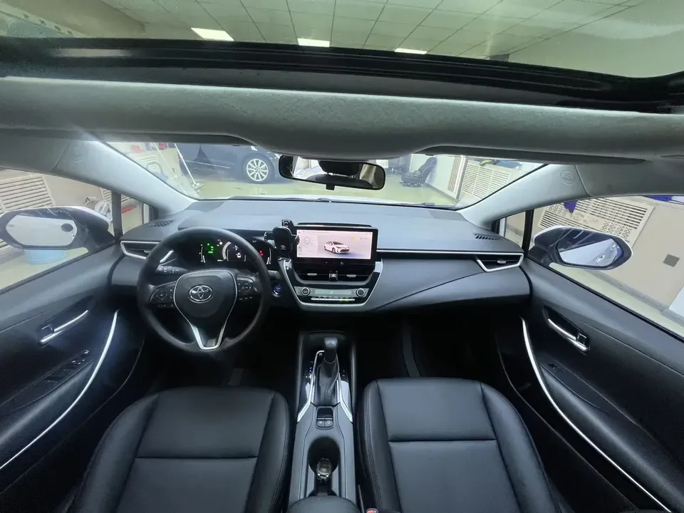 Toyota Corolla Corolla 2023 Intelligent Electric Hybrid Dual Engine 1.8L E-CVT Elite Edition 2023 — thumbnail 4