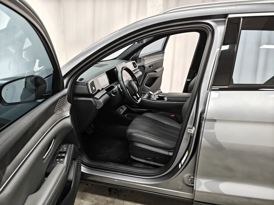 BYD Song Pro DM Song Pro DM 2025 Second generation intelligent driving version DM-i 75KM leading model 2025 — thumbnail 5