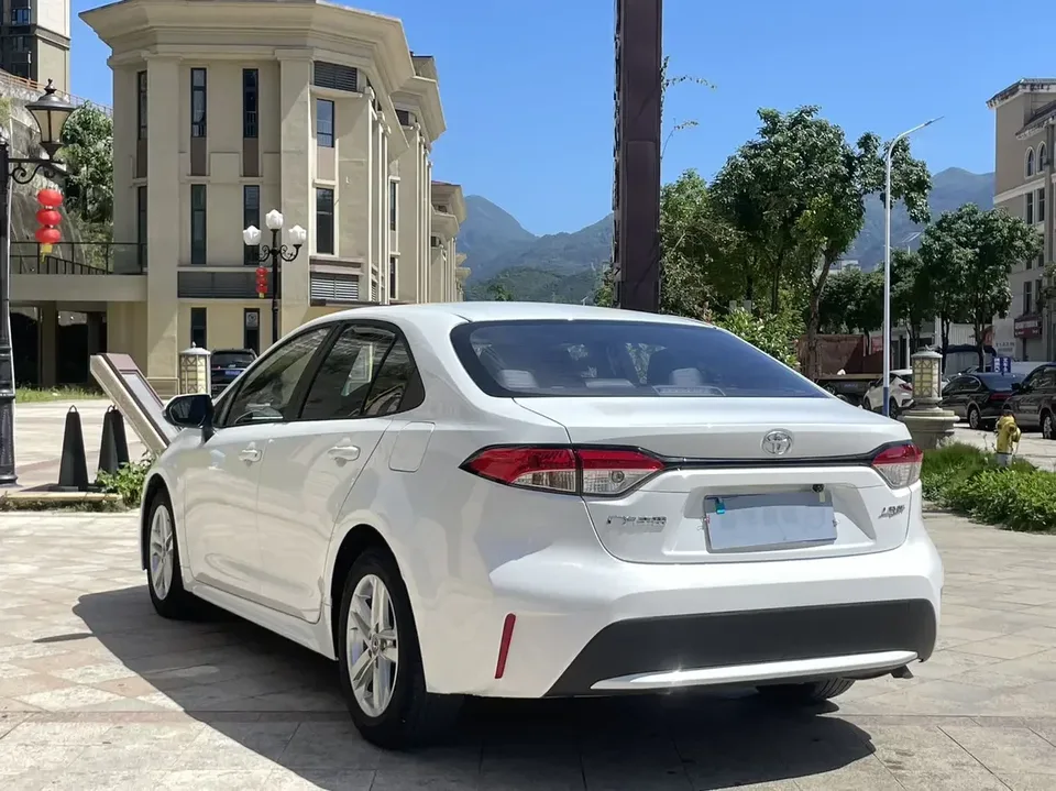 Toyota Levin Lei Ling 2022 TNGA 1.5L Elite Edition 2023 — миниатюра 4
