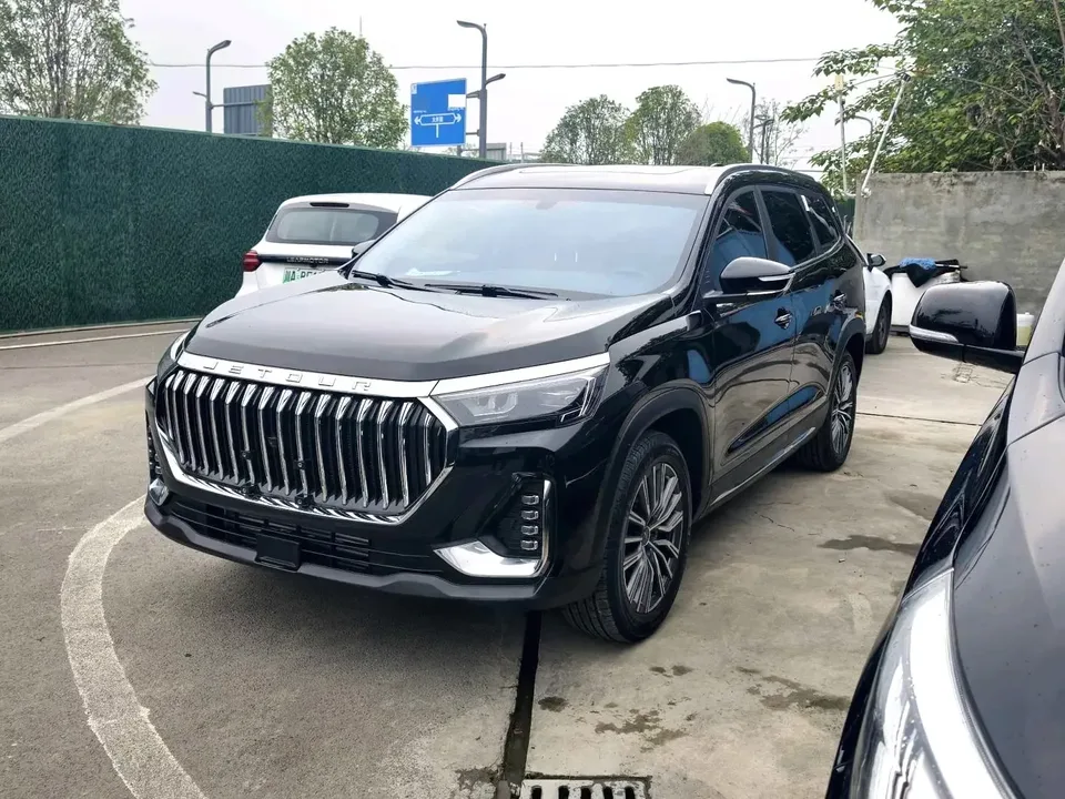 Jetour Jietu X90 PLUS Jietu X90 PLUS 2025 1.6TD DCT Elite Edition 2025 — photo 1, buy with delivery to Moscow