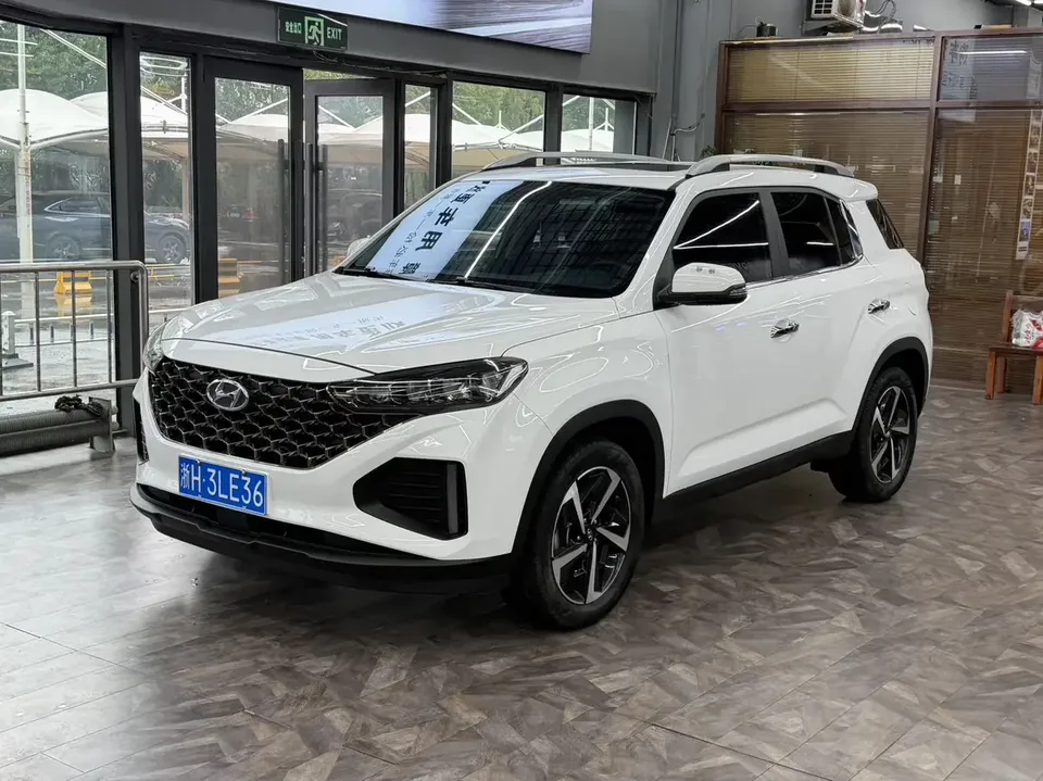 Hyundai ix35 Hyundai ix35 2021 240T GDi DCT 2WD Leading Edition GLS 2022 — photo 1, buy with delivery to Moscow