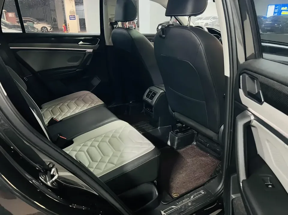 Volkswagen Tayron Tanyue 2023 280TSI 2WD Luxury Plus Advanced Edition 2023 — thumbnail 3