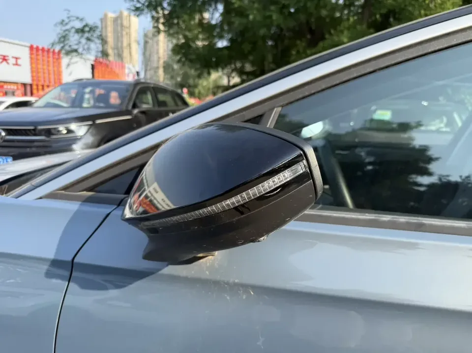 Volkswagen ID.7 VIZZION ID.7 VIZZION 2024 AIR version 2024 — thumbnail 3
