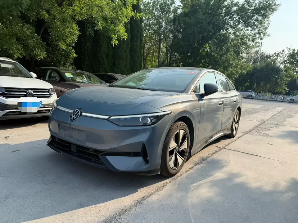 Volkswagen ID.7 VIZZION ID.7 VIZZION 2024 AIR version 2024 — photo 1, buy with delivery to Moscow