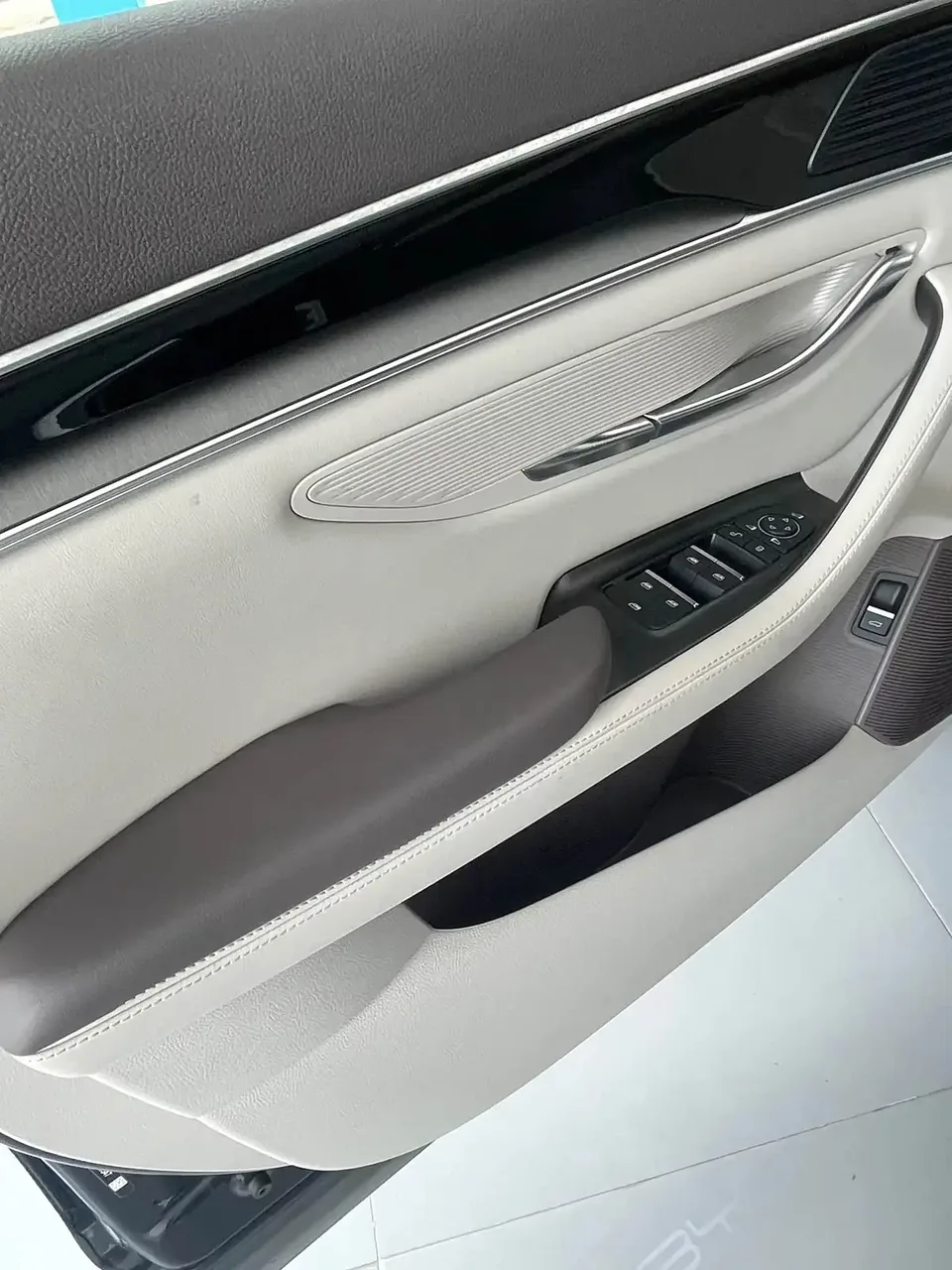 BYD Song PLUS DM Song PLUS DM 2025 DM-i 112KM Premium 2025 — миниатюра 3