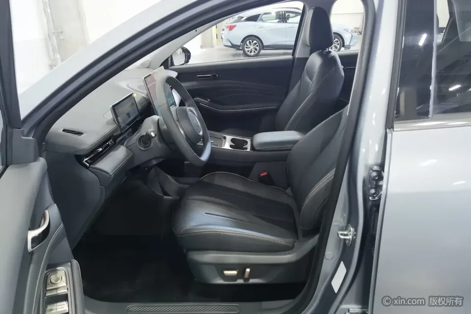 Baojun Yunhai PHEV Baojun Yunhai PHEV 2026 140km Standard Edition 2026 — thumbnail 5