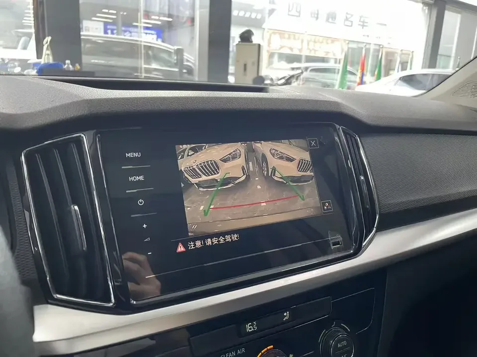 Skoda Comek Comek 2022 1.5L Automatic Comfort Edition 2022 — thumbnail 3