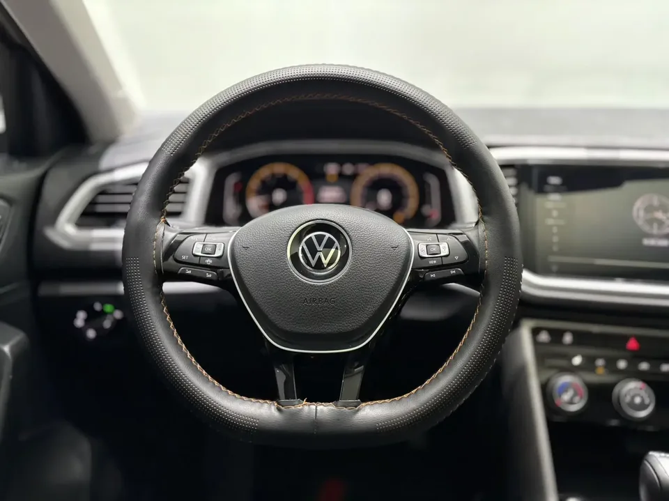 Volkswagen T-Roc TANG 2022 280TSI DSG 2WD Comfort PLUS 2022 — thumbnail 4
