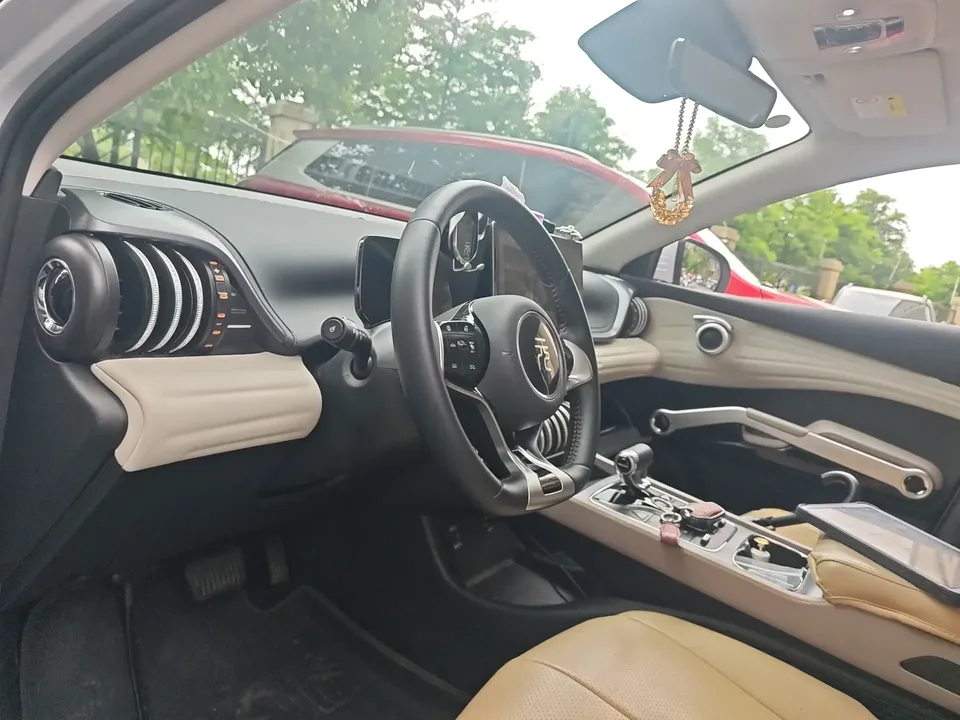 BYD Yuan Plus Yuan PLUS 2024 Honor Edition 430KM Beyond 2025 — thumbnail 4