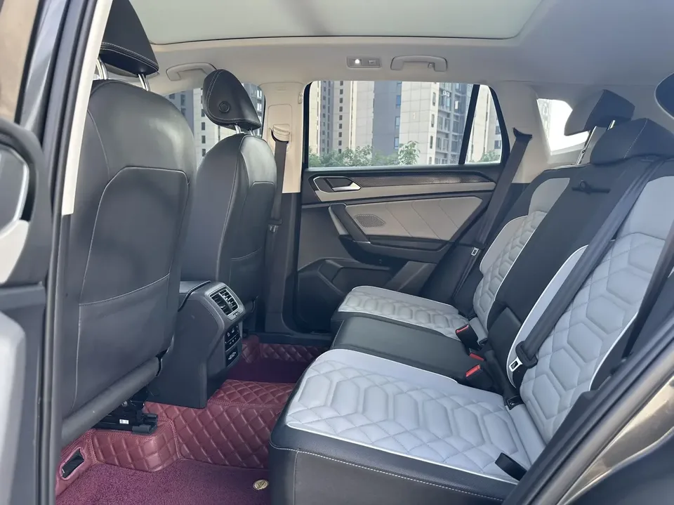 Volkswagen Tayron Tanyue 2023 280TSI 2WD Luxury Plus Advanced Edition 2023 — миниатюра 5
