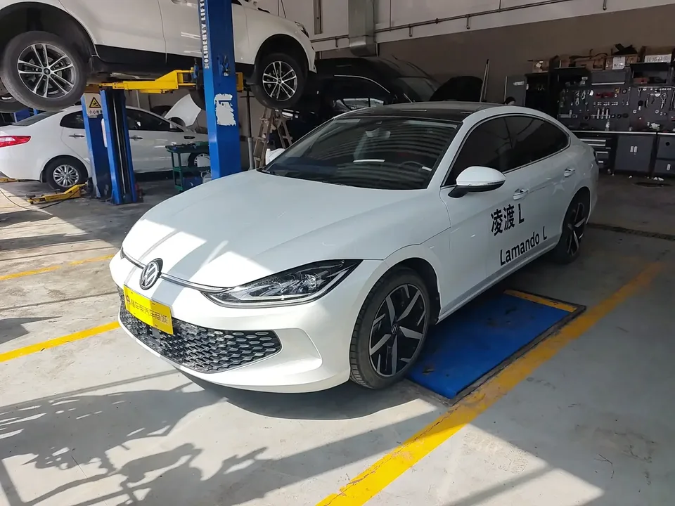 Volkswagen Lamando Lingdu 2025 Lingdu L 280TSI DSG Cool Edition 2024 — фото 1, купить с доставкой в Москву