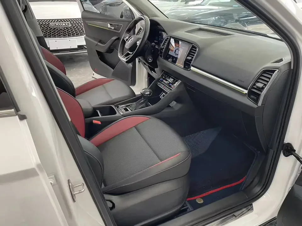 Skoda Karoq Korok 2022 Modified TSI280 Luxury Edition 2022 — thumbnail 3