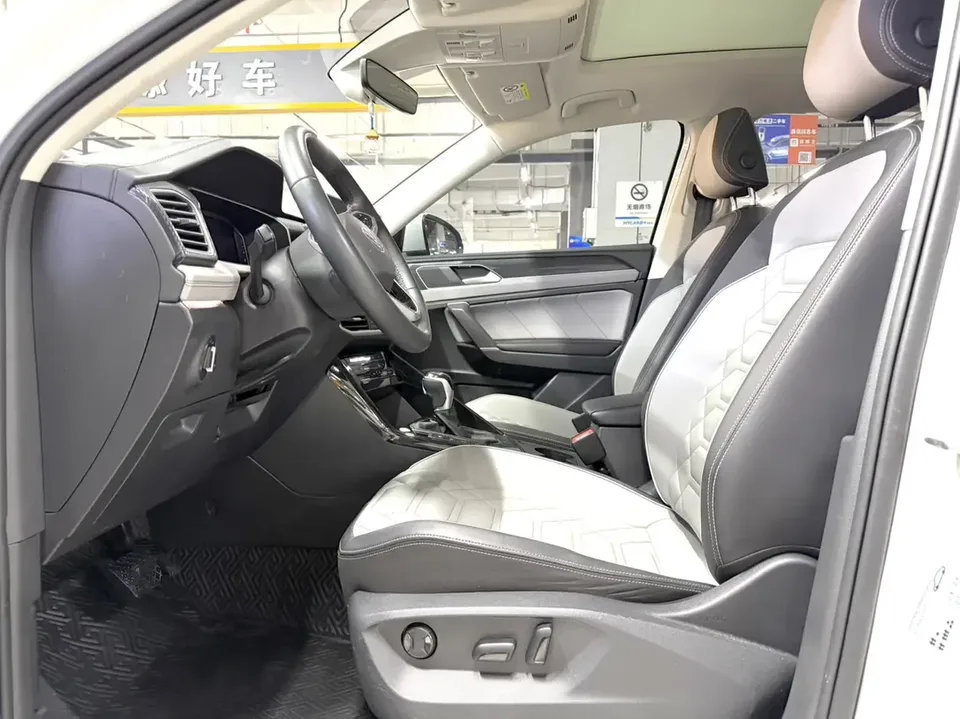 Volkswagen Tayron Tanyue 2023 280TSI 2WD Luxury Plus Advanced Edition 2023 — thumbnail 5
