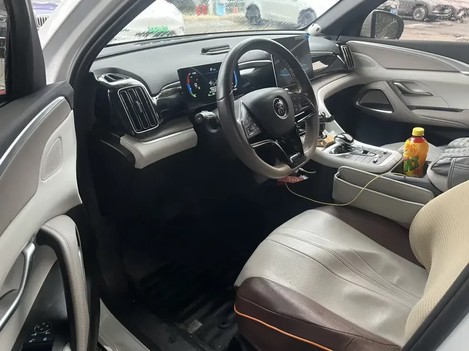 BYD Song Pro DM Song Pro DM 2024 DM-i Honor Edition 71km Pilot Edition 2024 — thumbnail 3