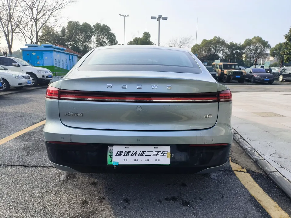 Roewe D6 Roewe D6 2025 520km Smart Edition 2025 — миниатюра 5