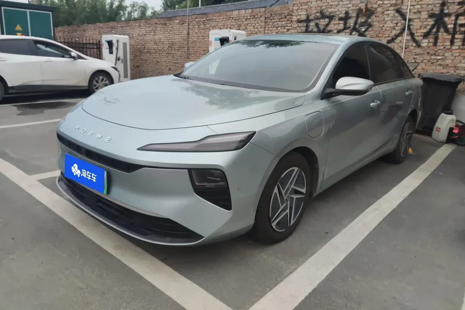 Roewe D6 Roewe D6 2025 450km Premium Edition 2025 — photo 1, buy with delivery to Moscow