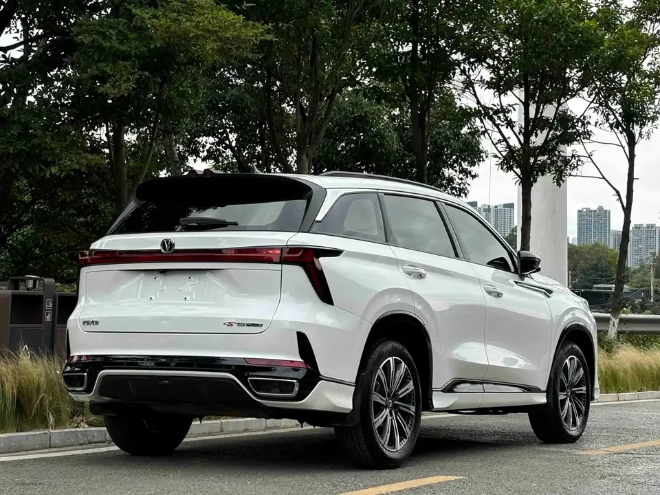 Changan CS75PLUS Changan CS75 PLUS 2024 The third generation champion version 1.5T automatic intelligent driving strong navigation 2025 — миниатюра 2