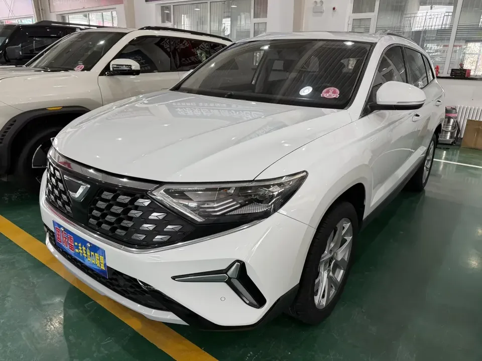 Jetta VS7 Jetta VS7 2021 Black Front Edition 1.4T Automatic Glory Edition 2023 — photo 1, buy with delivery to Moscow