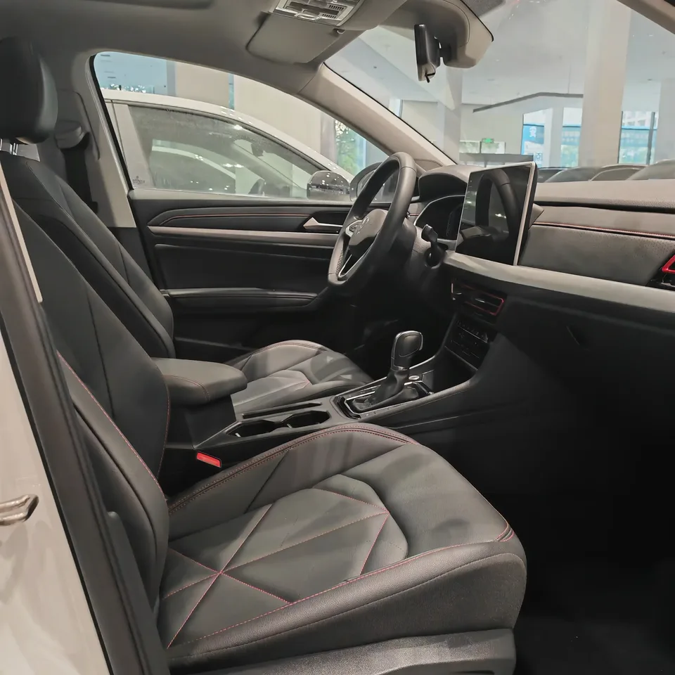 Volkswagen Lavida Lavida 2024 300TSI DSG Starry Sky Leading Edition 2025 — thumbnail 2
