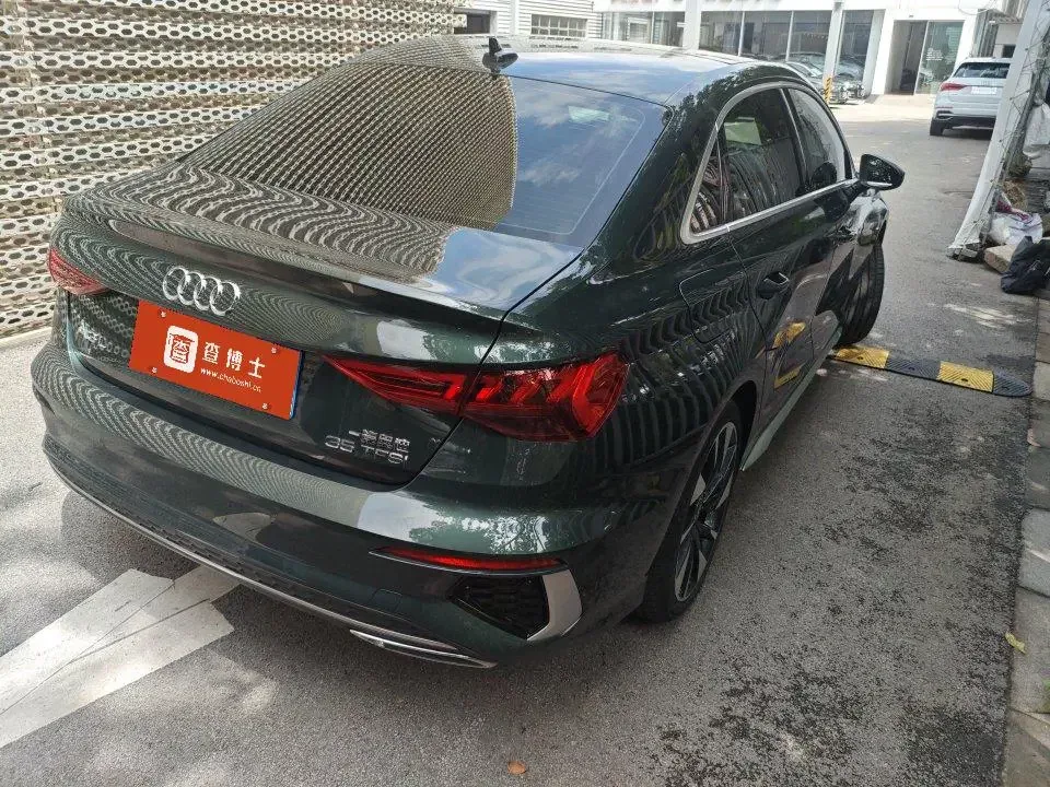 Audi A3 Audi A3 2022 Sportback 35 TFSI Stylish and sporty 2022 — thumbnail 4