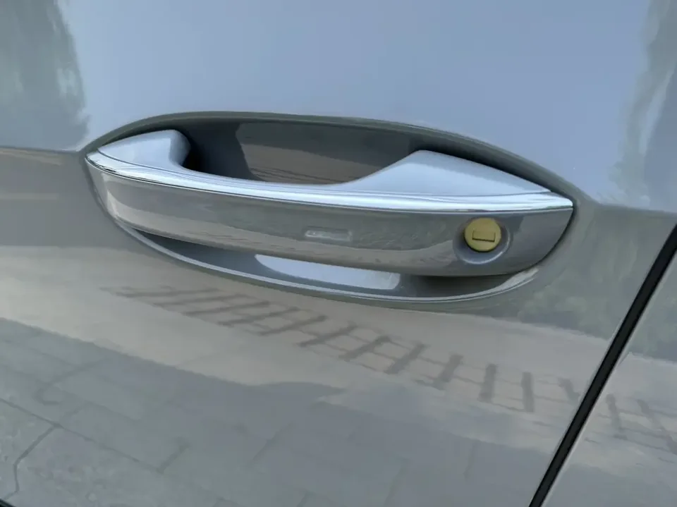 Volkswagen Golf golf 2023 280TSI DSG R-Line facelift 2023 — thumbnail 3