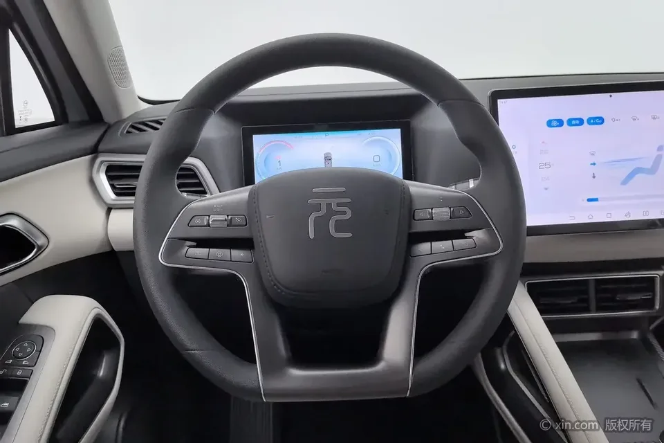BYD Yuan Up Yuan UP 2024 401KM Leading Type 2024 — thumbnail 4