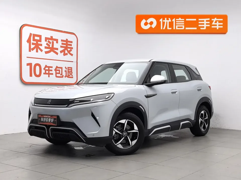 BYD Yuan Up Yuan UP 2024 401KM Leading Type 2024 — photo 1, buy with delivery to Moscow