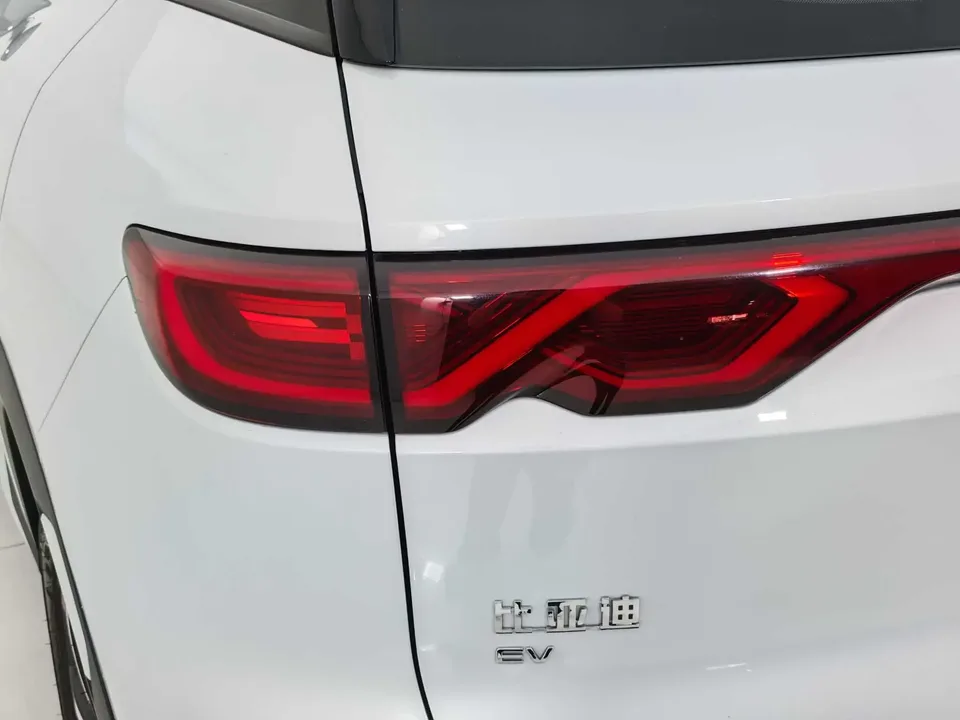 BYD Yuan Up Yuan UP 2024 401KM Surpassing Type 2024 — thumbnail 4