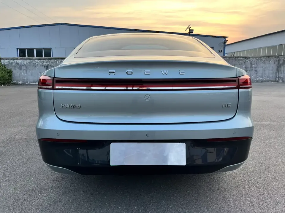 Roewe D6 Roewe D6 2025 520km Smart Edition 2025 — thumbnail 2