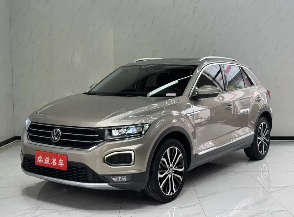 Volkswagen T-Roc TANG 2021 280TSI DSG 2WD Comfortable Intelligent Connection 30th Anniversary Edition 2022 — photo 1, buy with delivery to Moscow