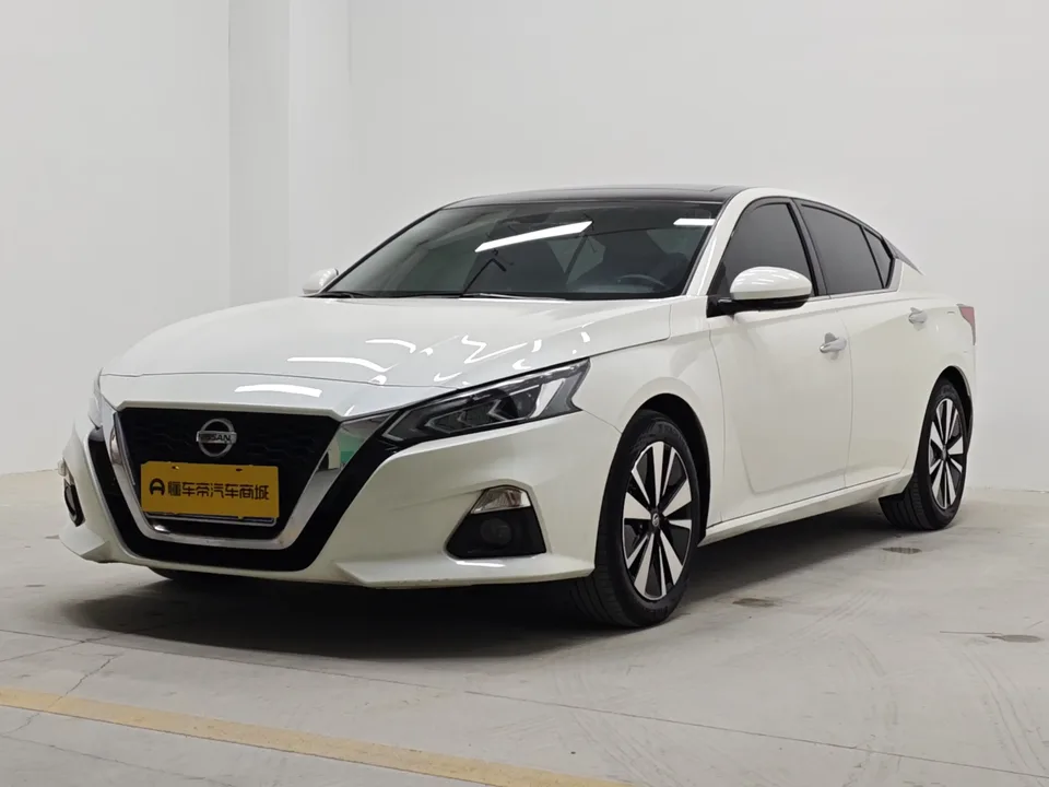 Nissan Altima Sound of nature 2021 2.0L XL Comfort Edition 2022 — photo 1, buy with delivery to Moscow
