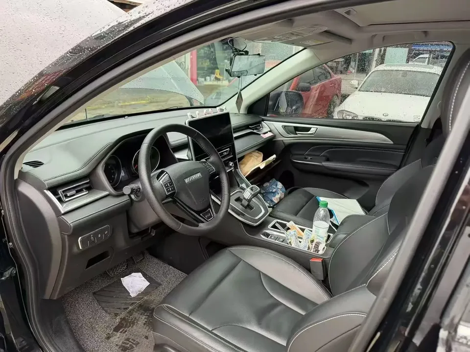 Haval M6 Haval M6 2023 PLUS 1.5T DCT Luxury Intelligent Connection 2023 — миниатюра 5