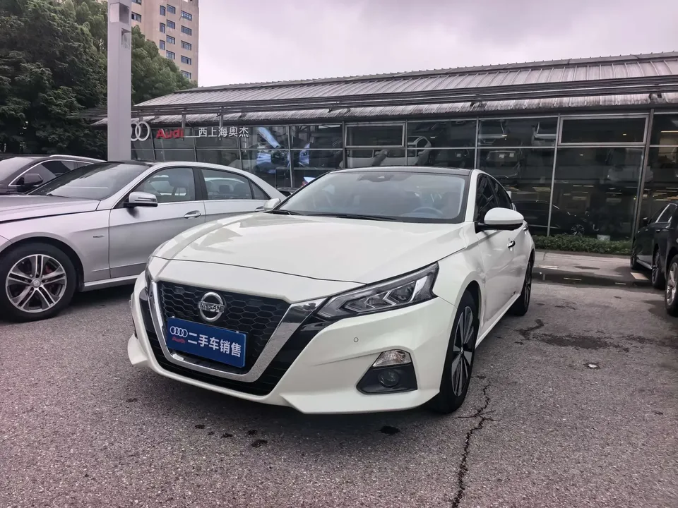 Nissan Altima Sound of nature 2021 2.0L XL Upper AD1 Smart Driving Edition 2022 — photo 1, buy with delivery to Moscow