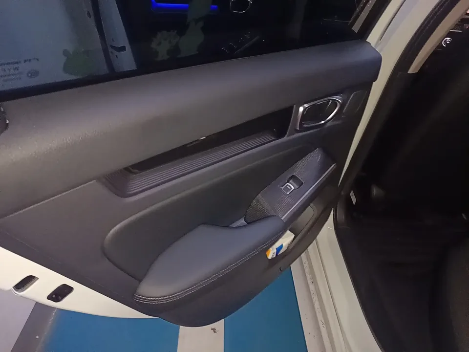 Honda Integra Style 2023 240TURBO CVT Deluxe Edition 2024 — thumbnail 5