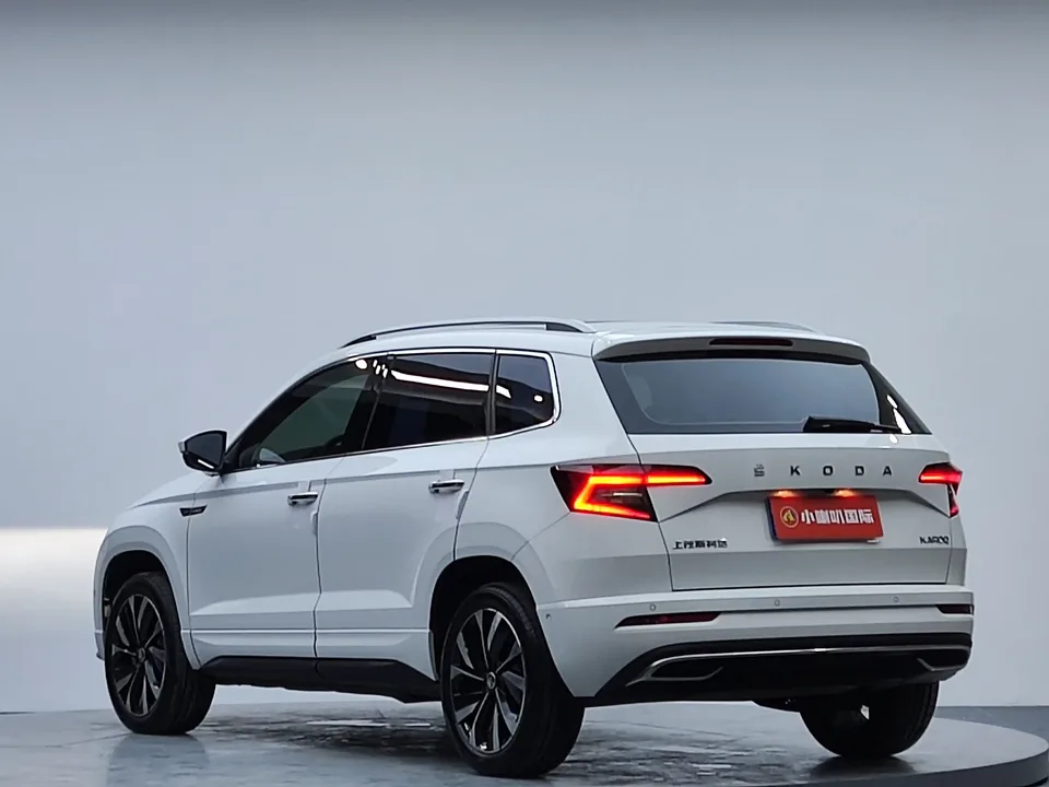 Skoda Karoq Korok 2023 TSI280 Luxury Edition 2023 — thumbnail 2