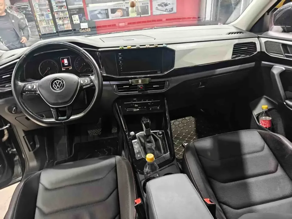 Volkswagen Tayron Tanyue 2022 280TSI 2WD Luxury Smart Edition 2022 — thumbnail 2