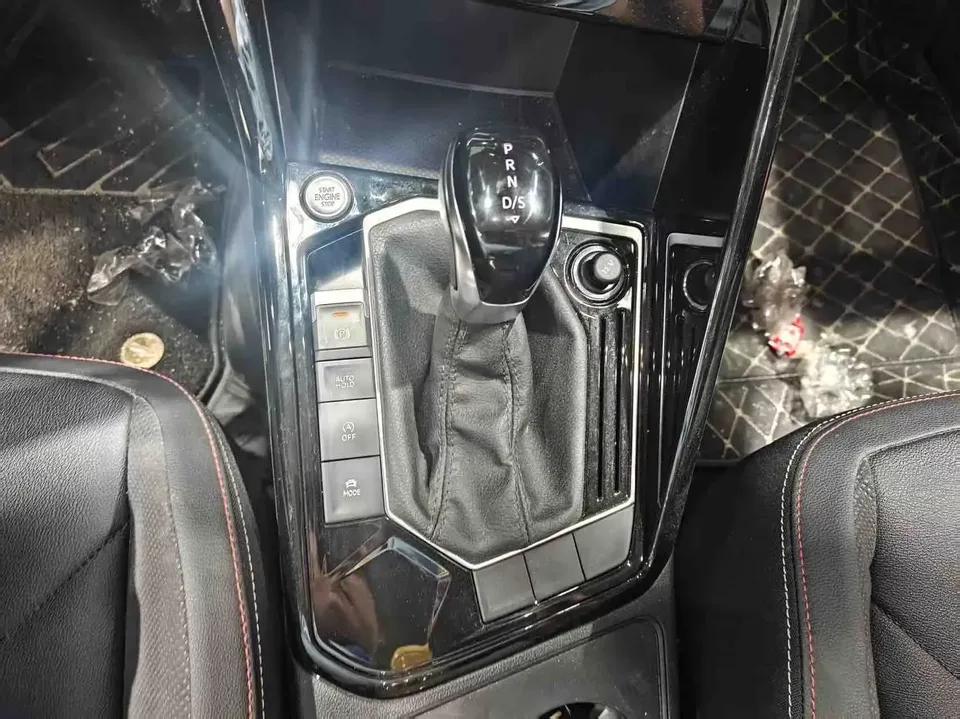 Volkswagen Tayron Tanyue 2022 280TSI 2WD Luxury Smart Edition 2022 — thumbnail 3