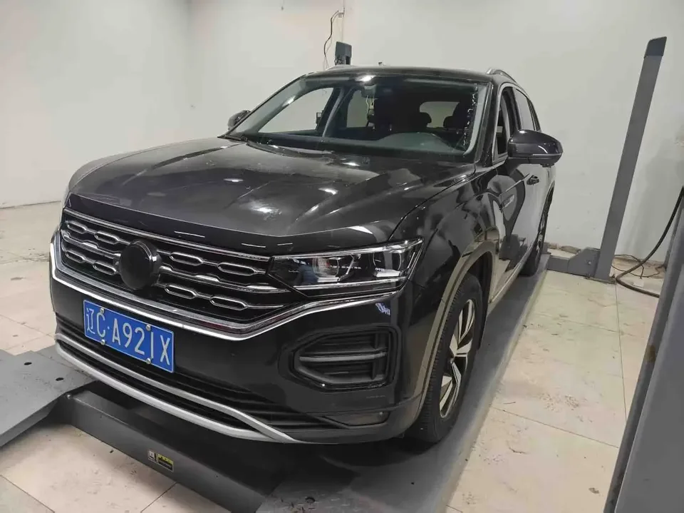 Volkswagen Tayron Tanyue 2022 280TSI 2WD Luxury Smart Edition 2022 — photo 1, buy with delivery to Moscow