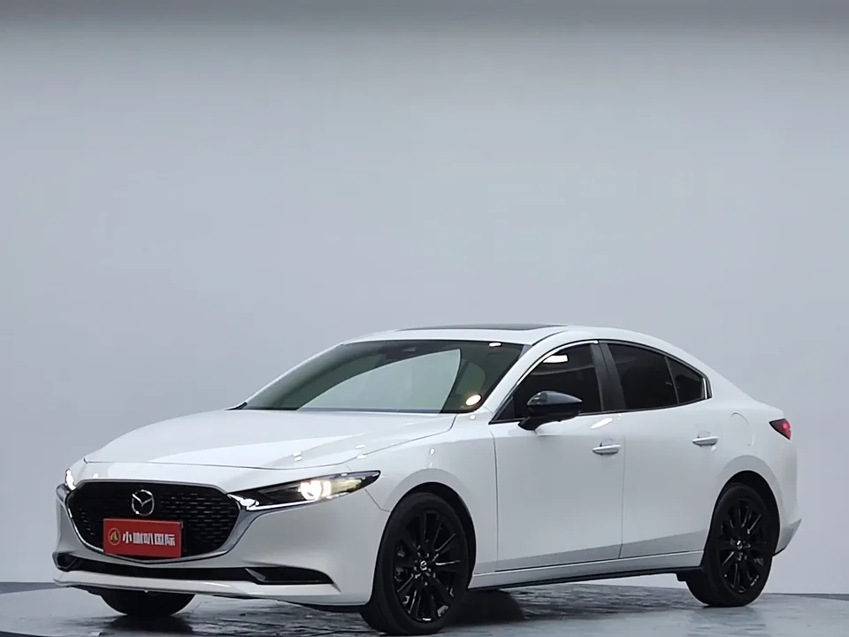 Mazda Axela Mazda3 Angkesela 2022 2.0L Automatic Premium Edition 2023 — thumbnail 4