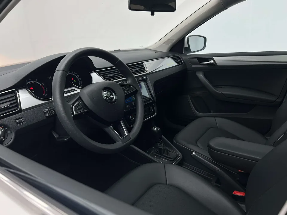 Skoda Xin Rui Xin Rui 2022 1.5L Automatic Comfort Edition 2022 — thumbnail 5