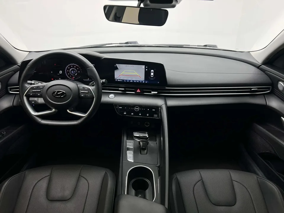 Hyundai Elantra Elantra 2022 1.5L CVT LUX Premium Edition 2022 — thumbnail 4