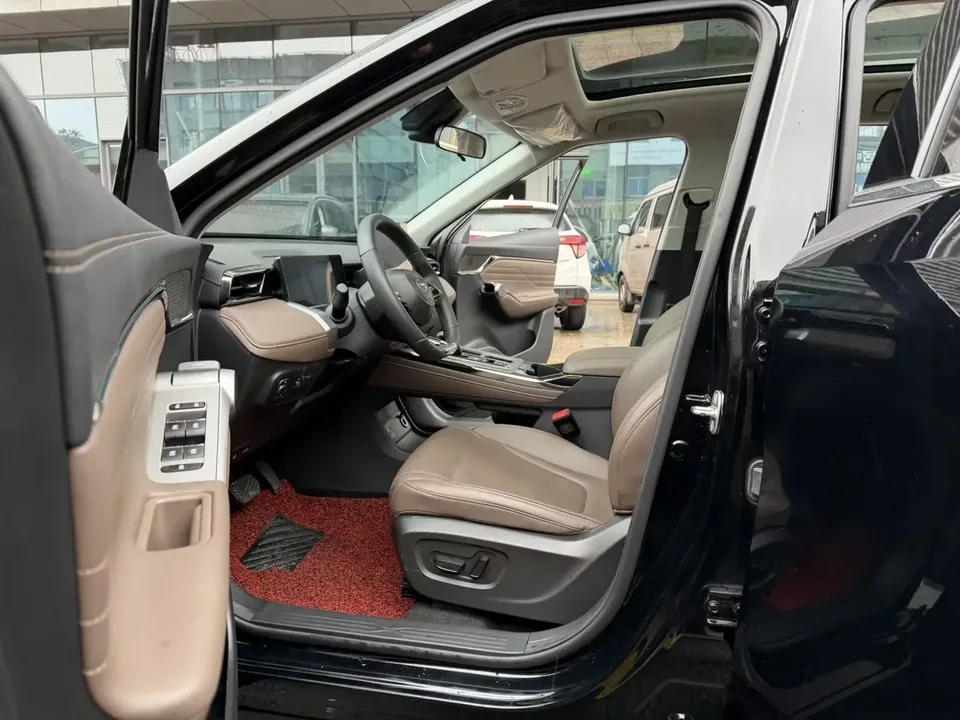 GAC Trumpchi GS4 Trumpchi GS4 2024 MAX 1.5TGDI Ultimate Edition 2025 — thumbnail 3